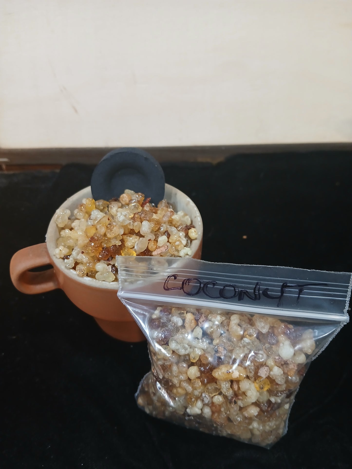 Incense Rocks for aromatherapy | Resins for cleaning space