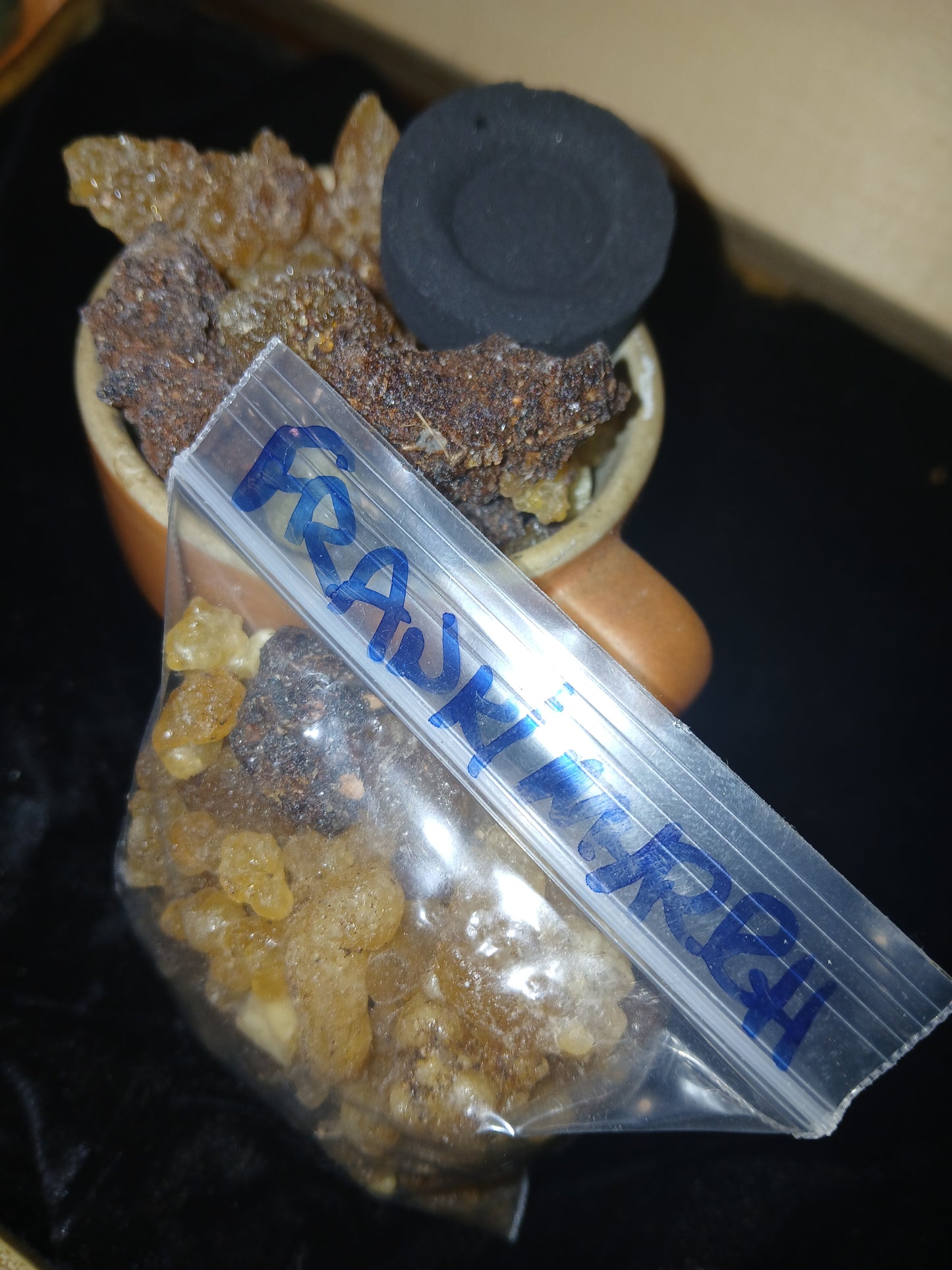 Incense Rocks for aromatherapy | Resins for cleaning space